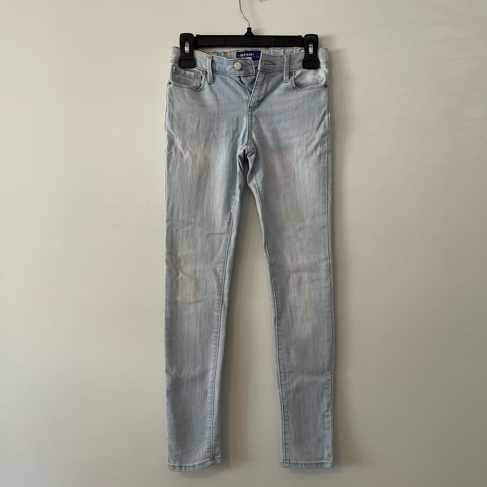 Old Navy Girl’s Light Wash Skinny Jeans